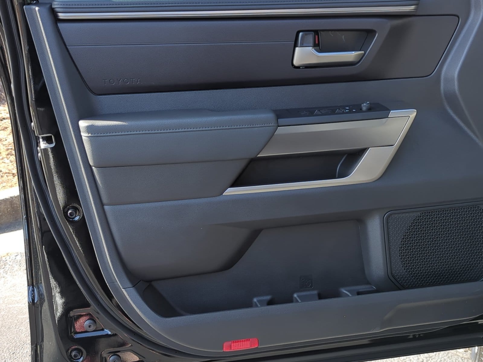 2024 Toyota Tundra SR5 - Photo 11