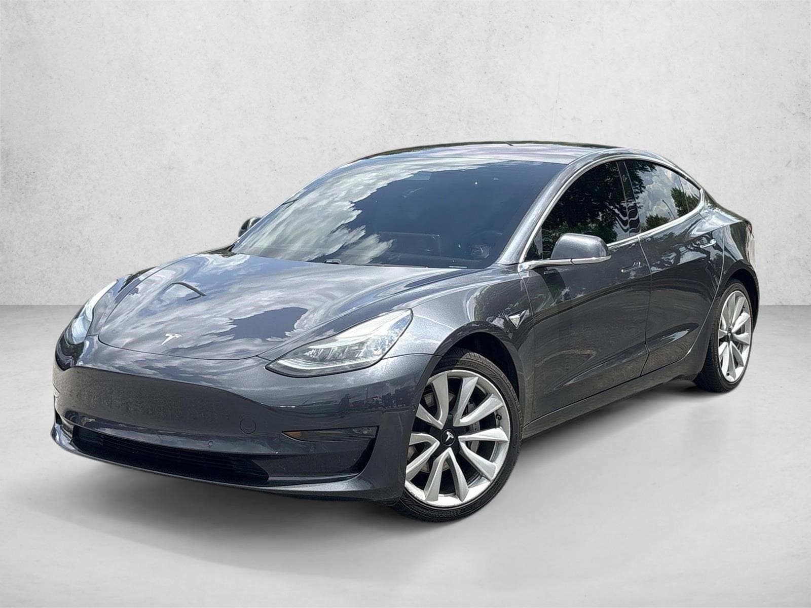 2018 Tesla Model 3 Long Range's photo