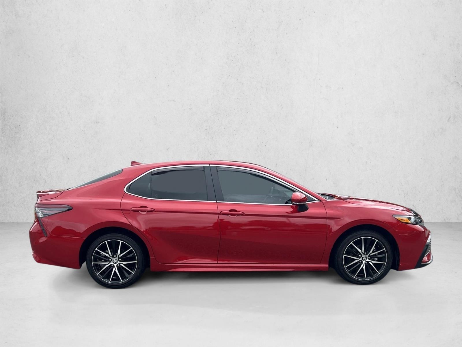 2024 Toyota Camry SE photo 4