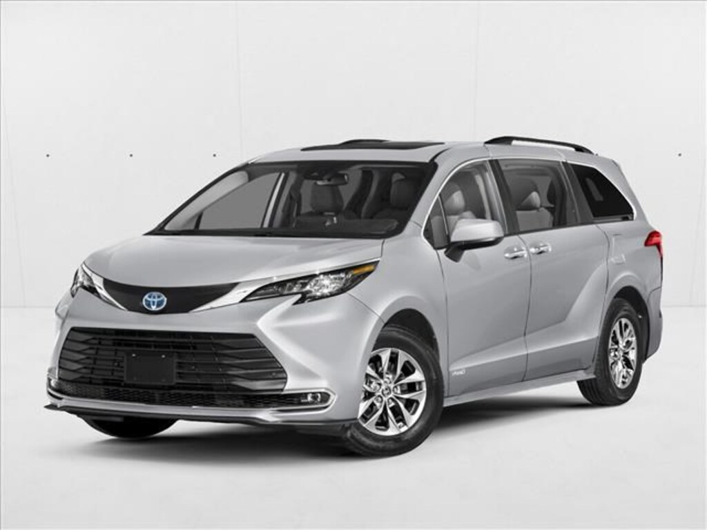 Used 2025 Toyota Sienna XLE 8 Passenger Van Passenger Van
