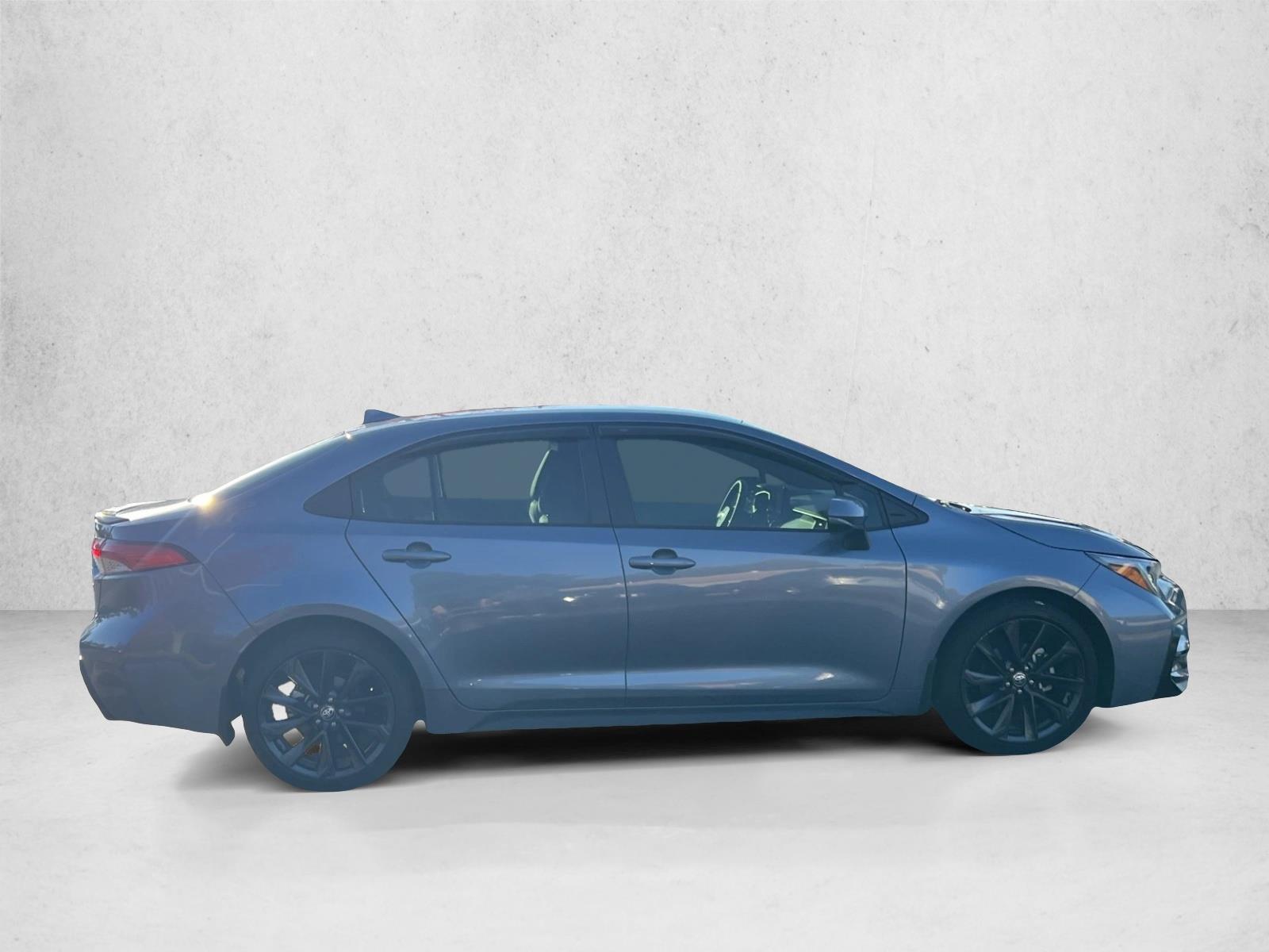 2024 Toyota Corolla SE photo 4