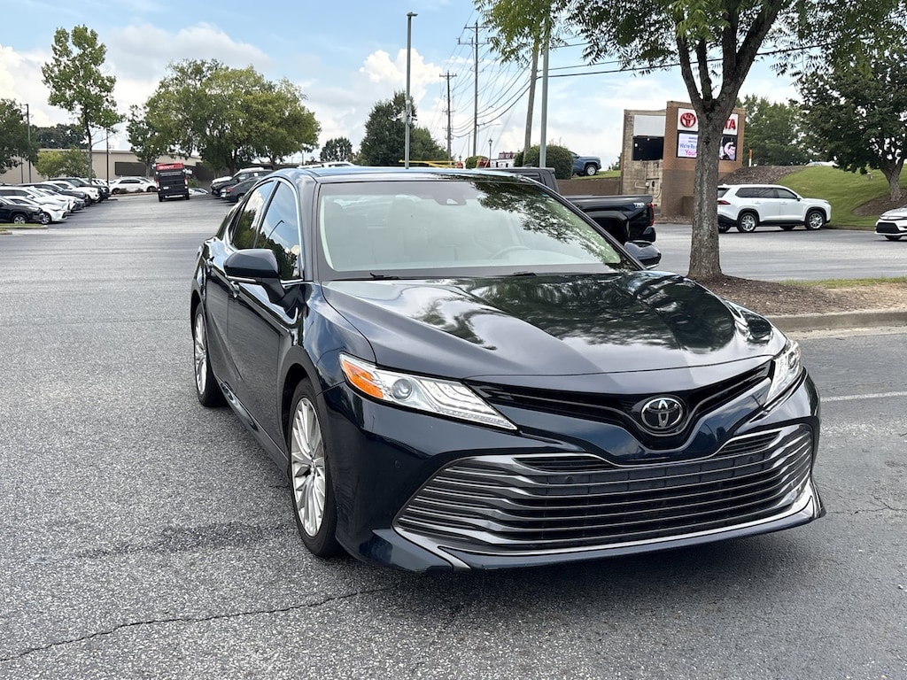 Used 2018 Toyota Camry XLE Sedan