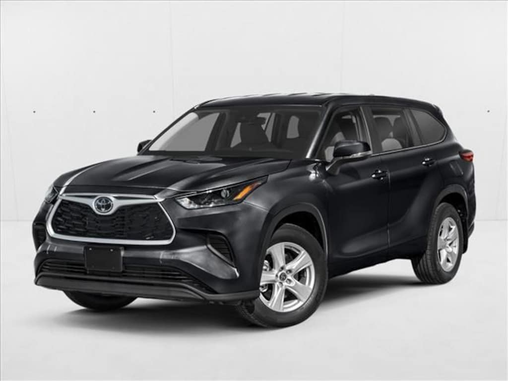 Used 2024 Toyota Highlander LE SUV
