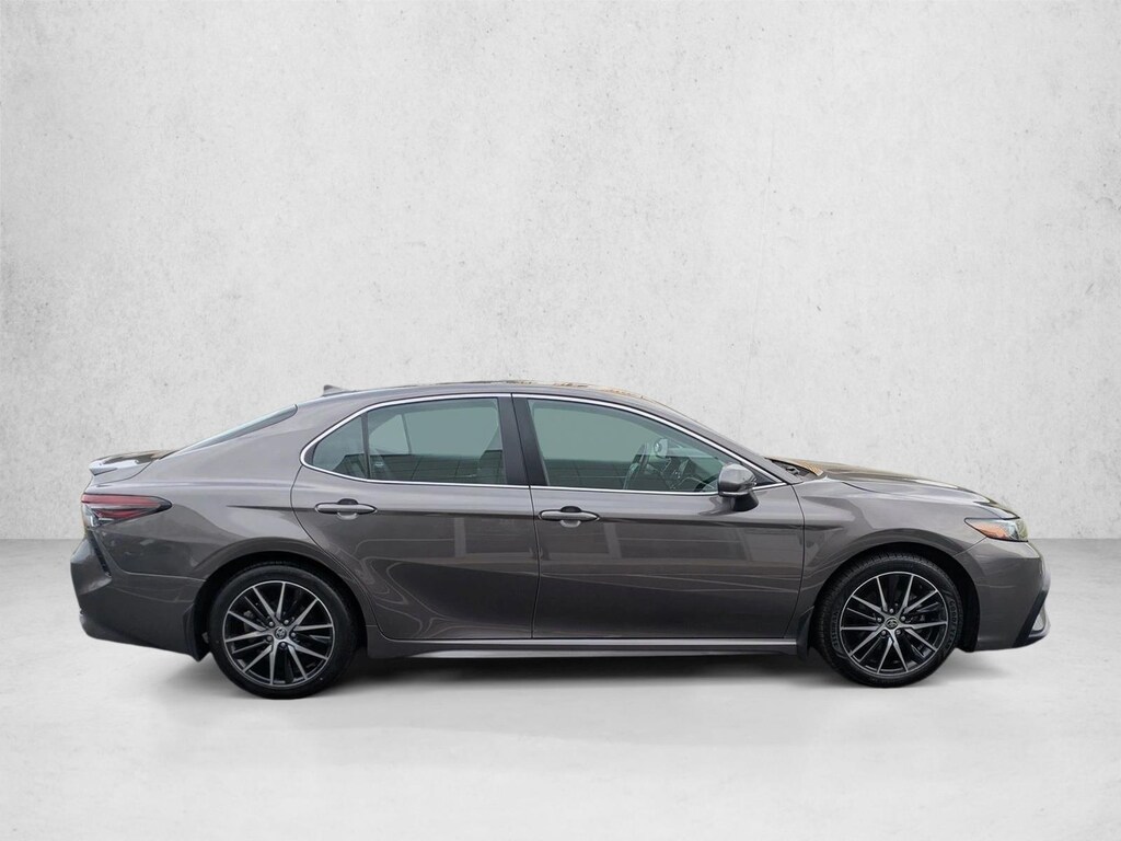 Used 2024 Toyota Camry Hybrid SE Sedan