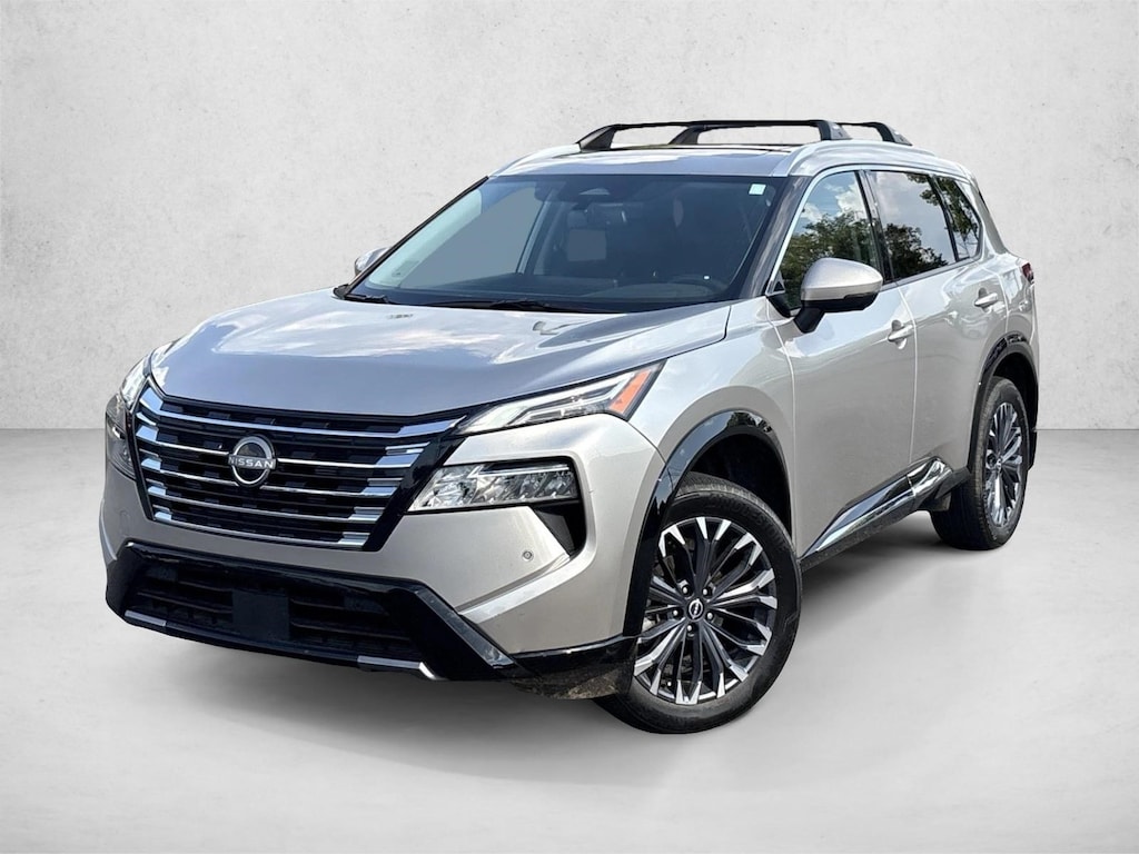 Used 2025 Nissan Rogue Platinum SUV