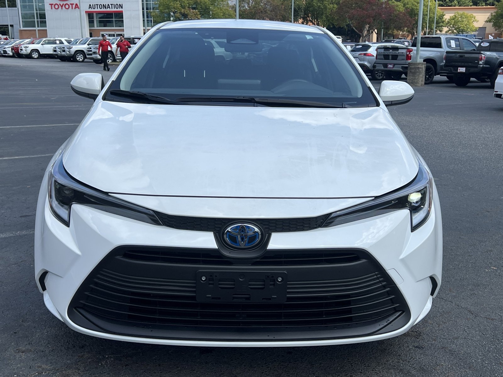 2024 Toyota Corolla Hybrid LE photo 2