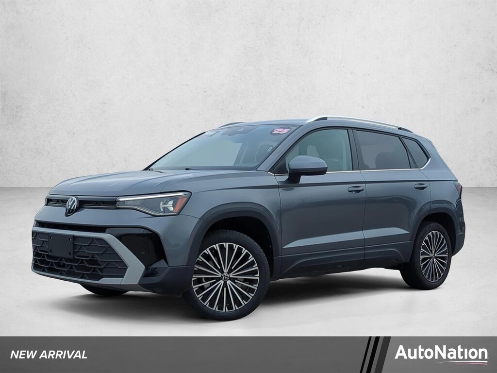 Used 2025 Volkswagen Taos 1.5T SE SUV