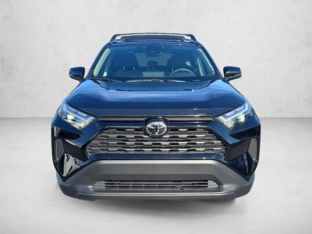 Used 2025 Toyota RAV4 XLE SUV