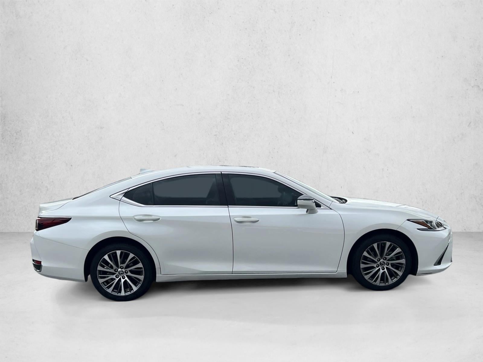 2021 Lexus ES 250 photo 4