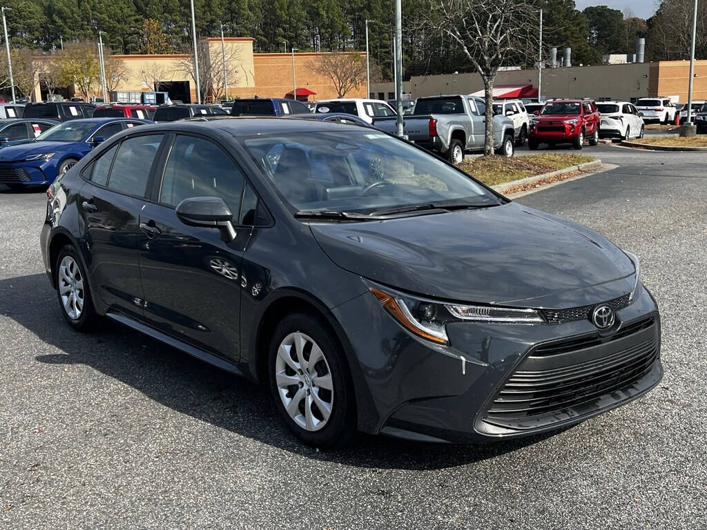 Used 2025 Toyota Corolla LE Sedan