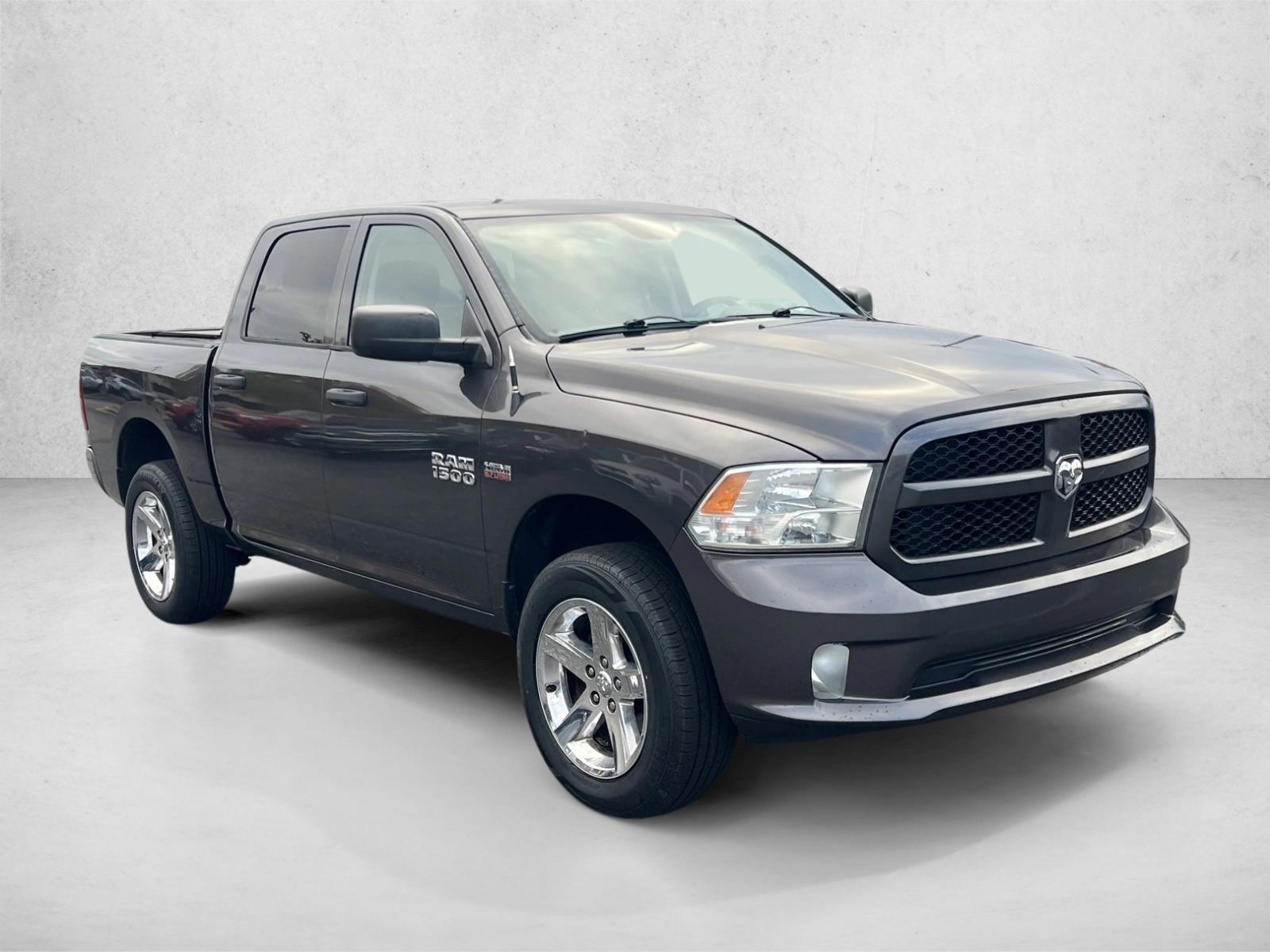 2014 Ram 1500 Tradesman Express photo 3