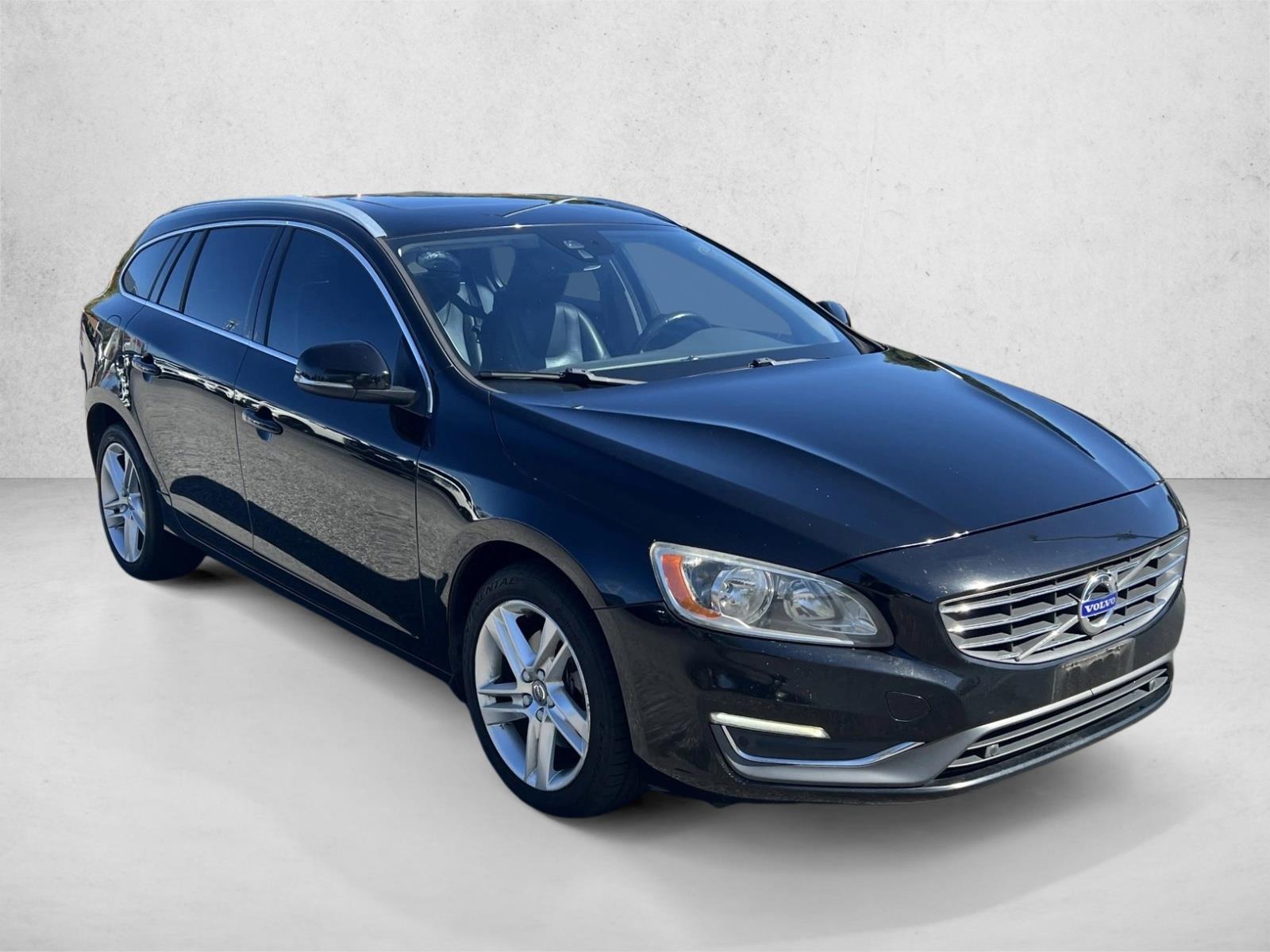 2015 Volvo V60 T5 Premier Drive-E photo 3