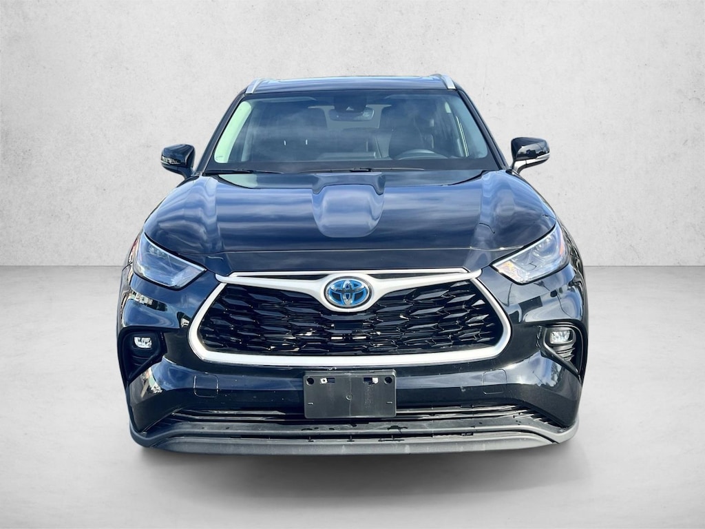 Certified 2024 Toyota Highlander Hybrid XLE SUV