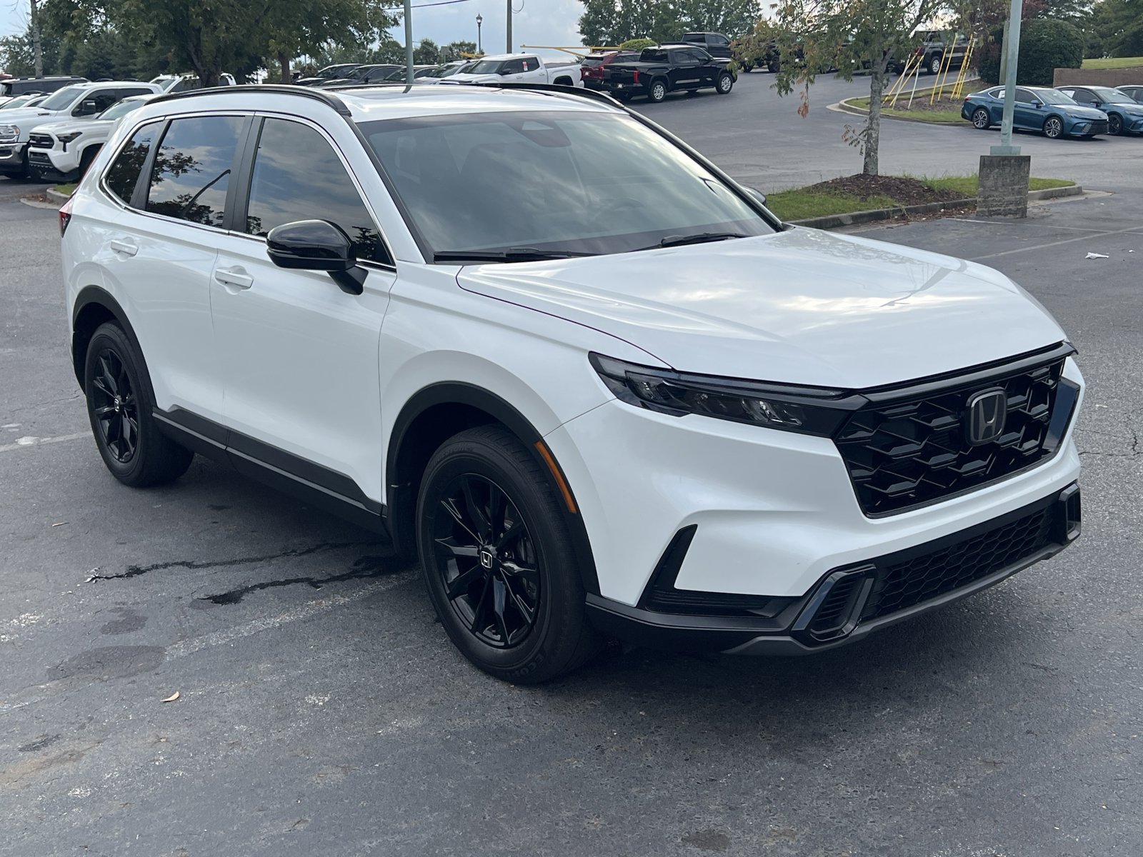 2023 Honda CR-V Hybrid Sport photo 3