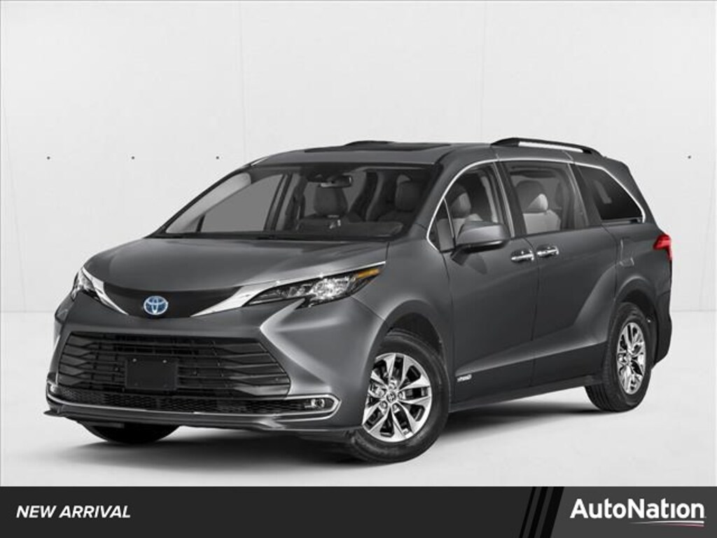 Used 2025 Toyota Sienna XLE 8 Passenger Van Passenger Van