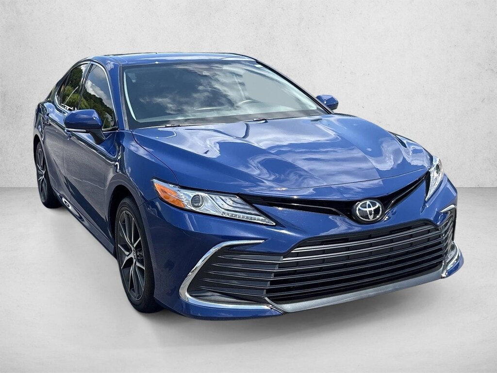 Used 2024 Toyota Camry XLE Sedan
