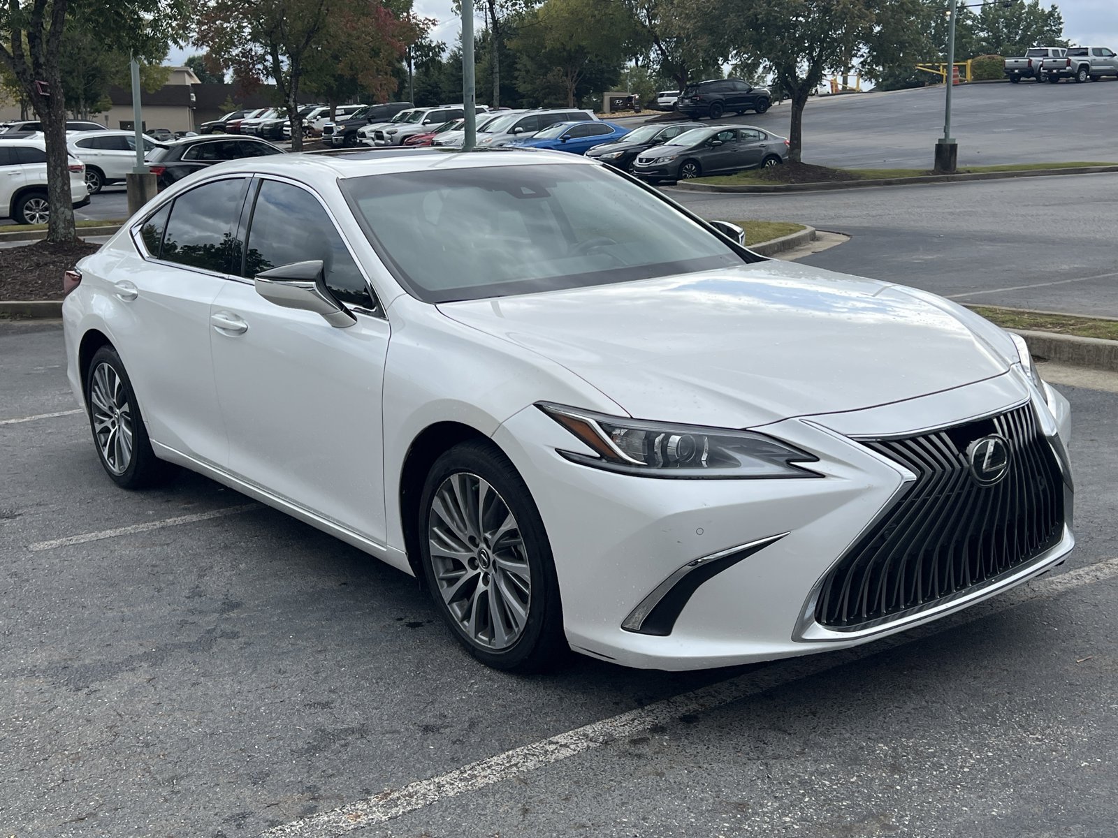 2021 Lexus ES 250 photo 3