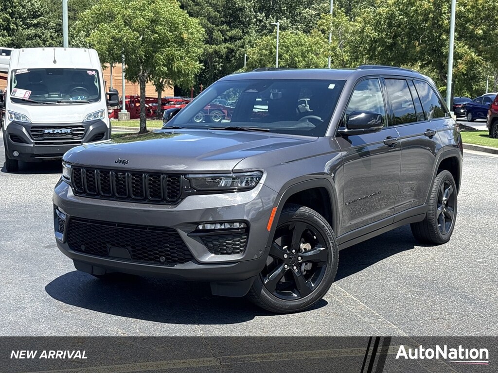 Used 2025 Jeep Grand Cherokee Limited SUV