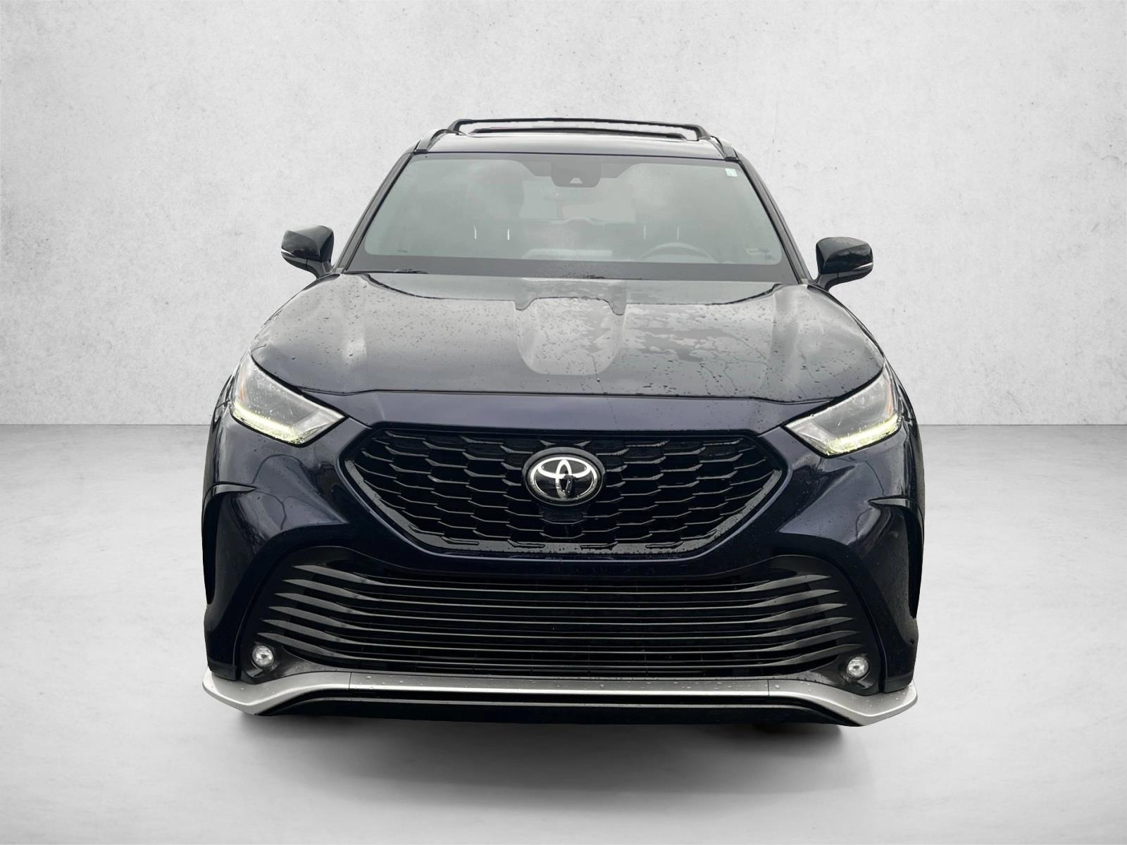 2021 Toyota Highlander XSE photo 2