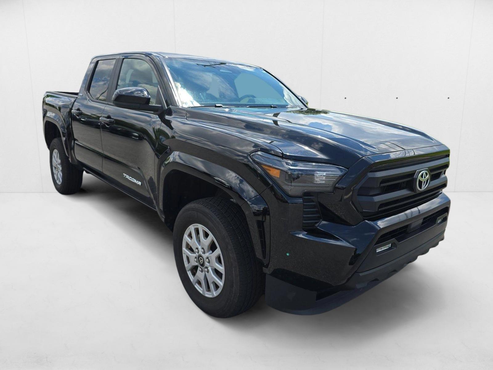 2024 Toyota Tacoma SR5 photo 3
