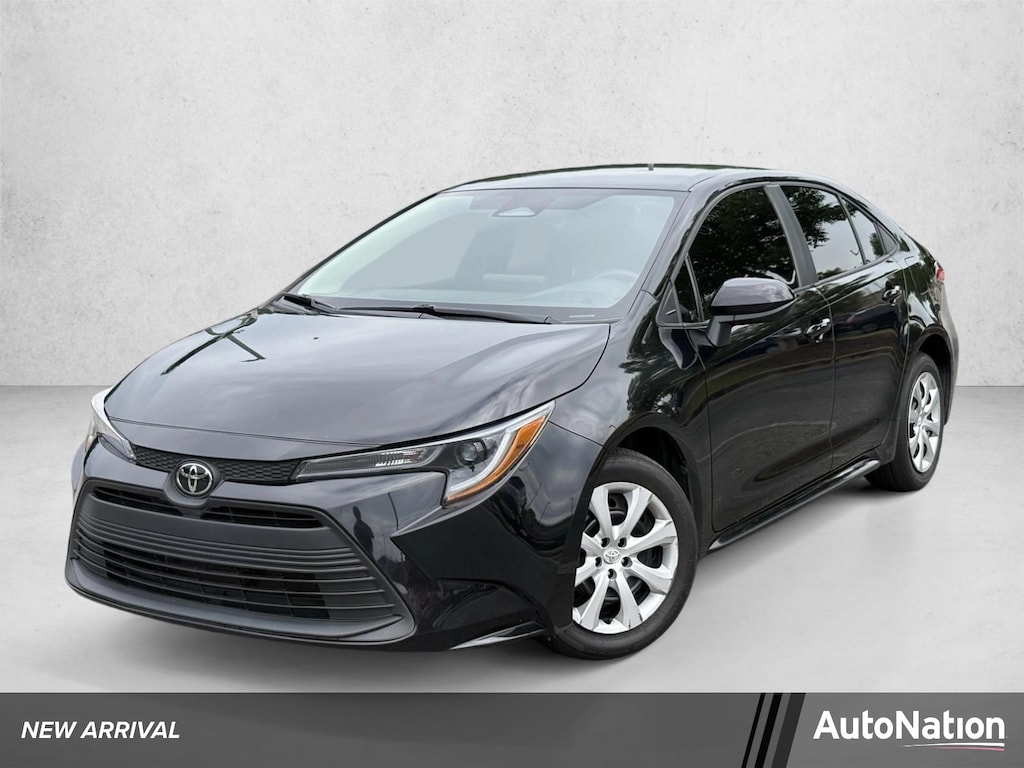 Used 2024 Toyota Corolla LE Sedan