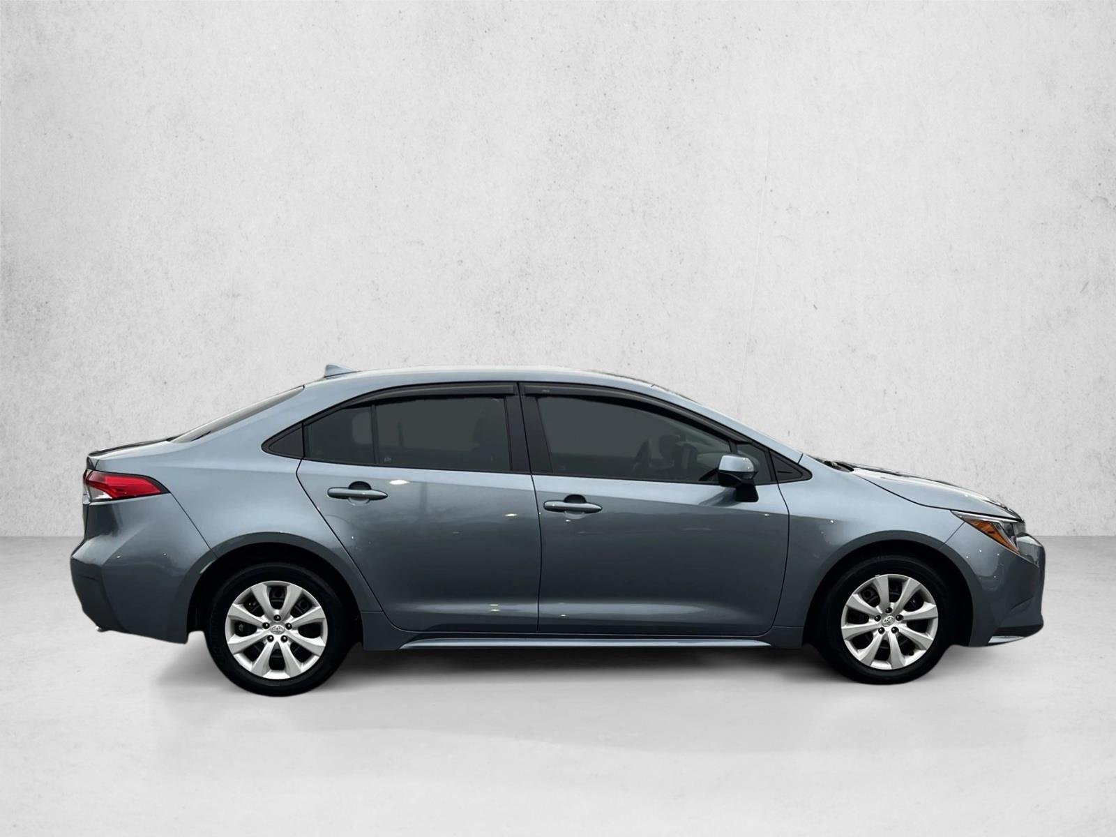 2024 Toyota Corolla LE photo 4