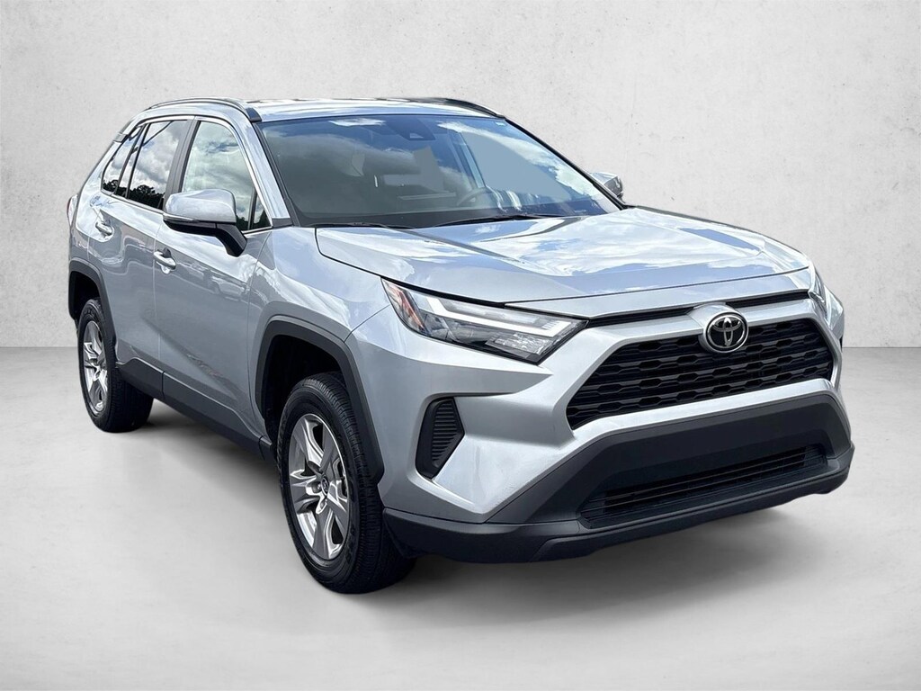 Used 2025 Toyota RAV4 XLE SUV
