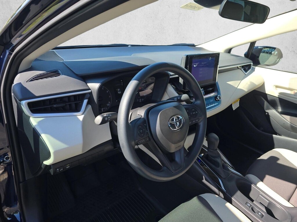 Certified 2025 Toyota Corolla LE Sedan