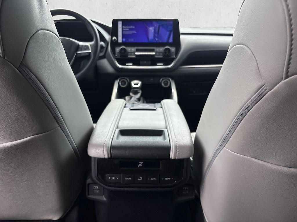Used 2024 Toyota Grand Highlander XLE SUV