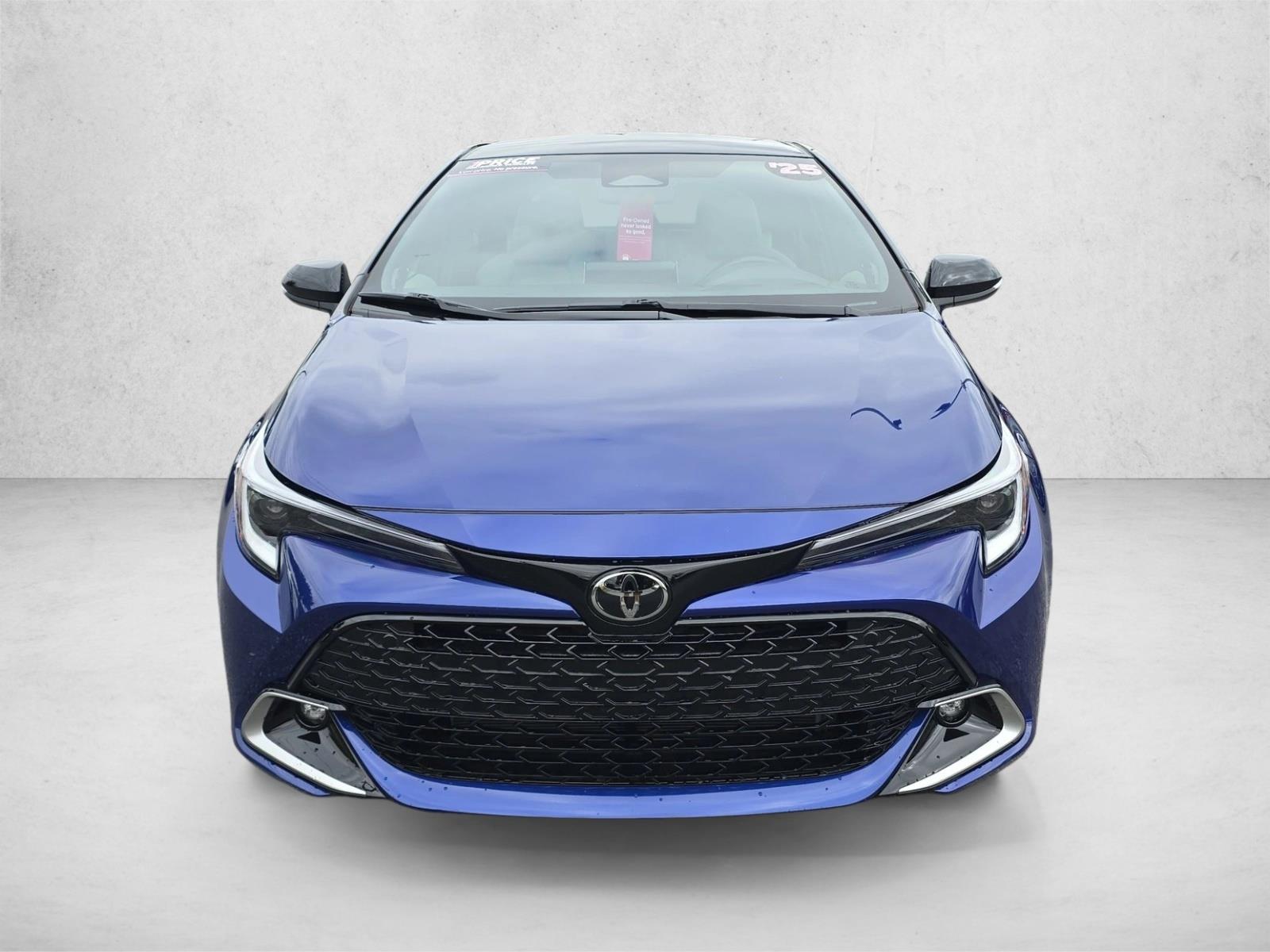 2025 Toyota Corolla XSE photo 2