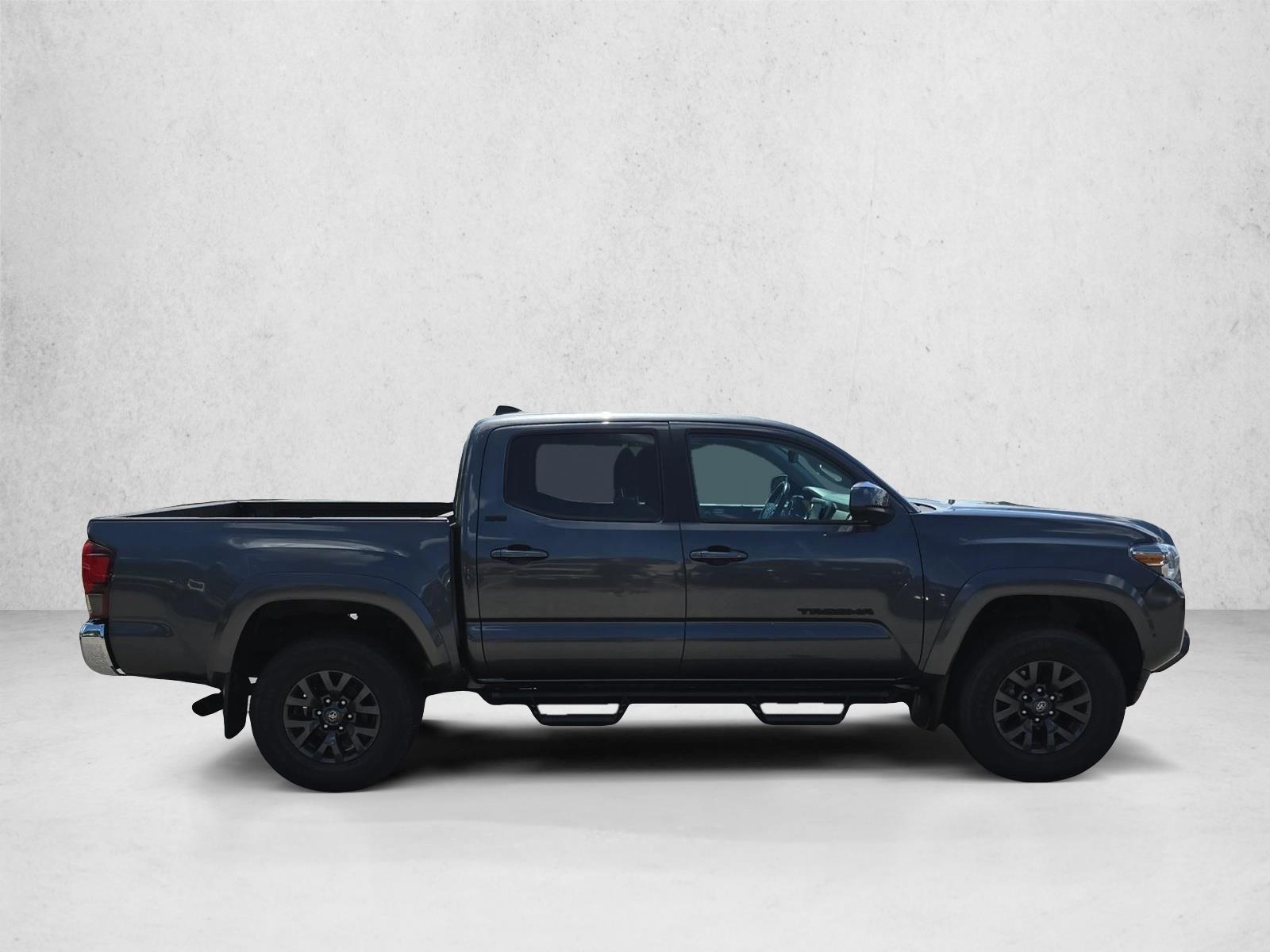 2023 Toyota Tacoma SR5 V6 photo 4