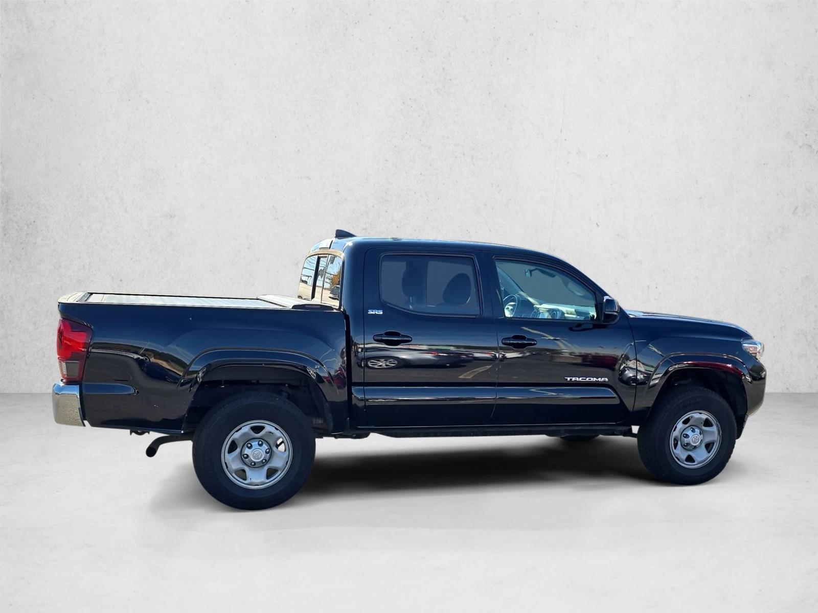 2019 Toyota Tacoma SR5 photo 4