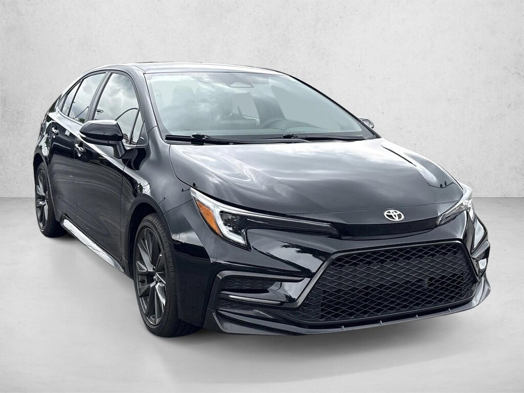 Used 2024 Toyota Corolla SE Sedan