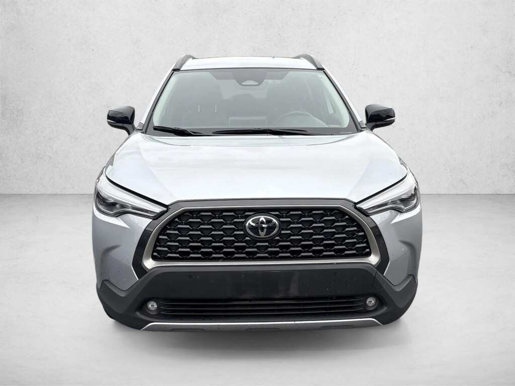 Used 2025 Toyota Corolla Cross XLE SUV