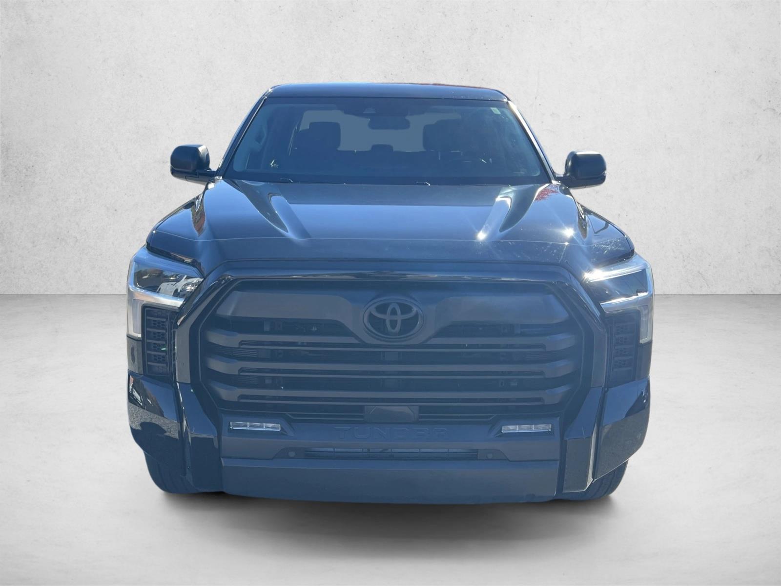 2023 Toyota Tundra SR5 CrewMax photo 2
