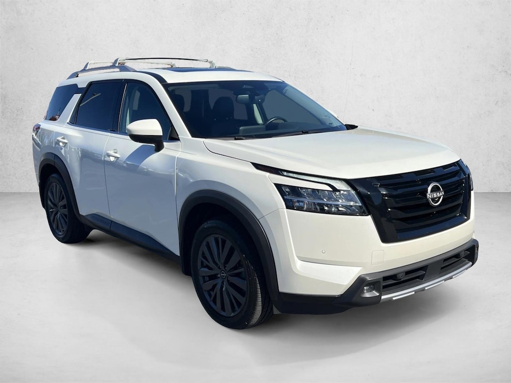Used 2022 Nissan Pathfinder SL SUV