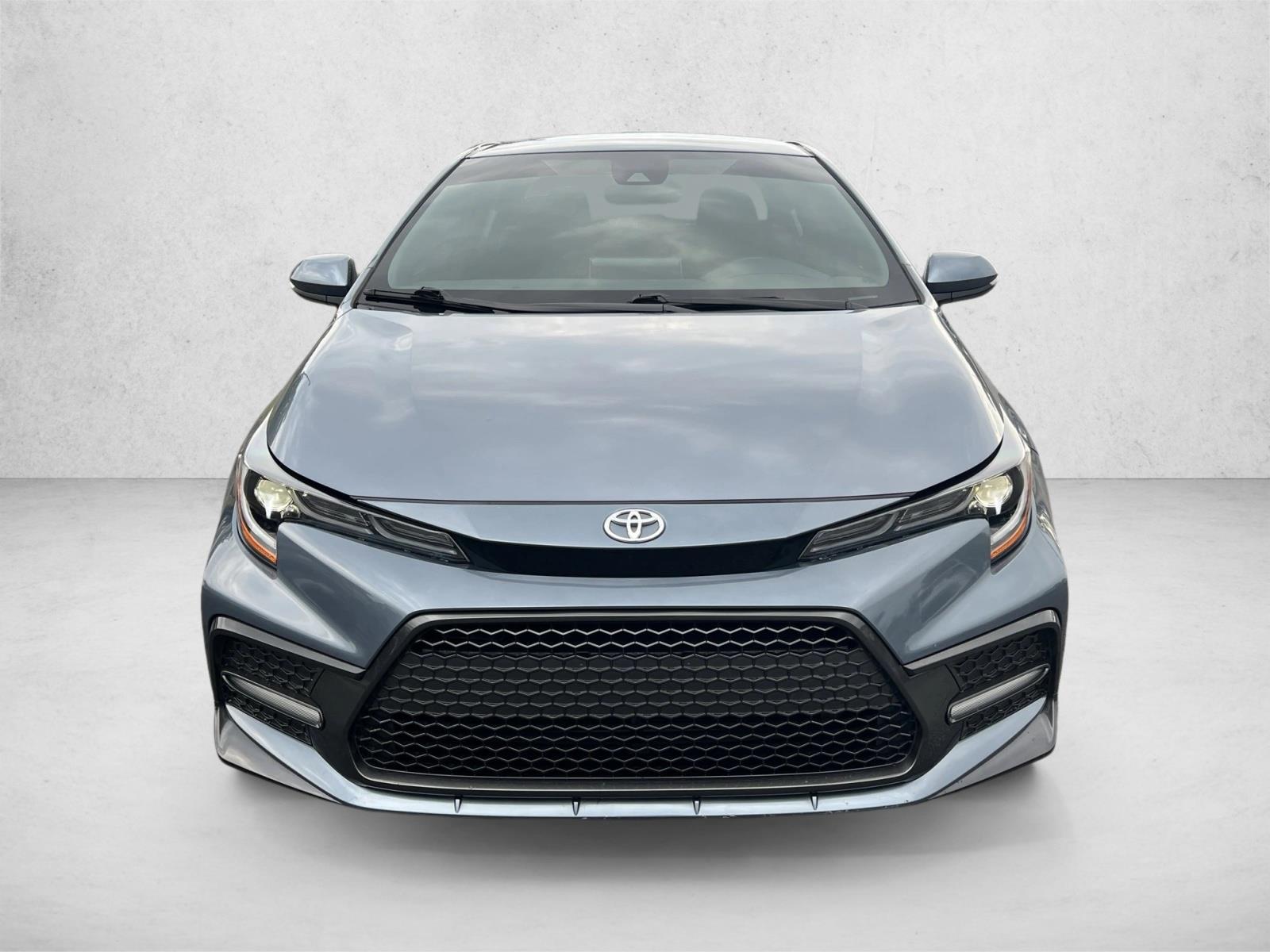 2021 Toyota Corolla SE photo 2
