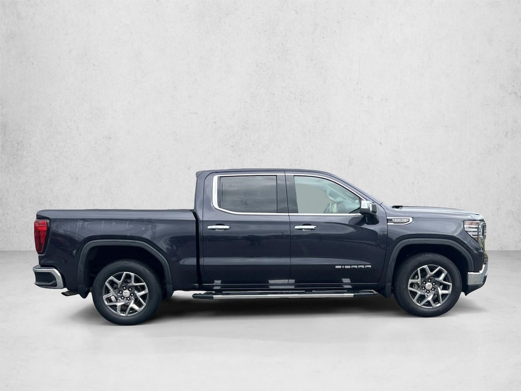 Used 2022 GMC Sierra 1500 SLT Truck Crew Cab