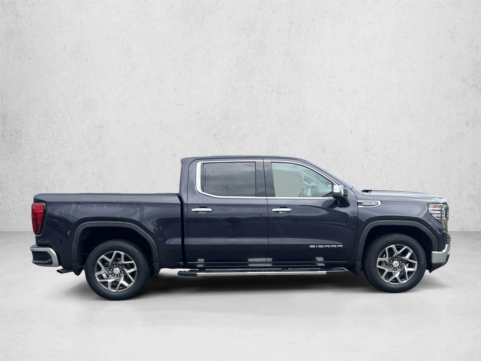 2022 Gmc Sierra 1500 SLT photo 4
