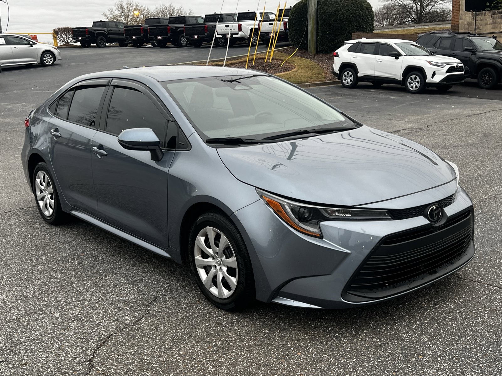 2024 Toyota Corolla LE photo 3