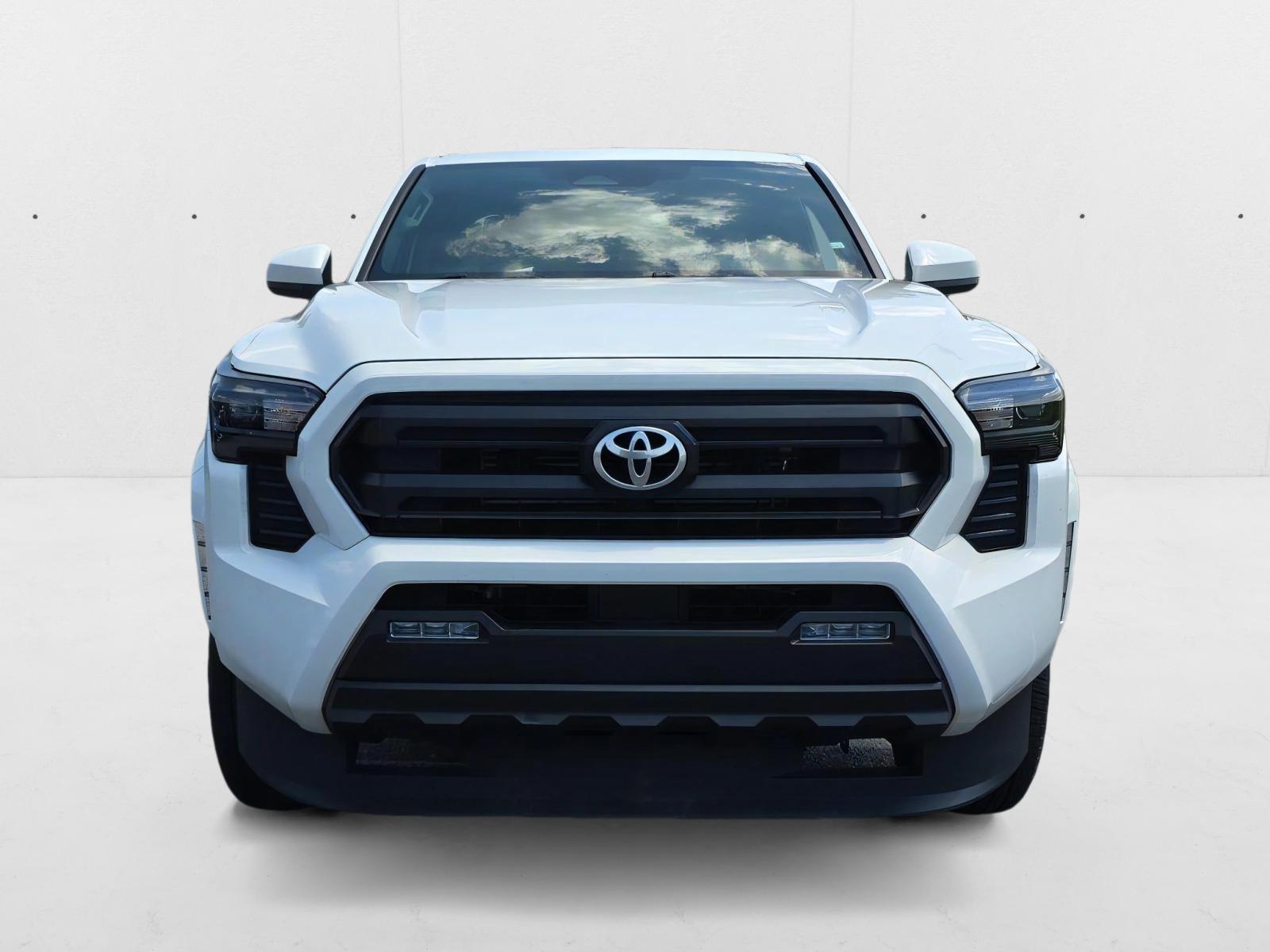 2024 Toyota Tacoma SR5 Double Cab photo 2