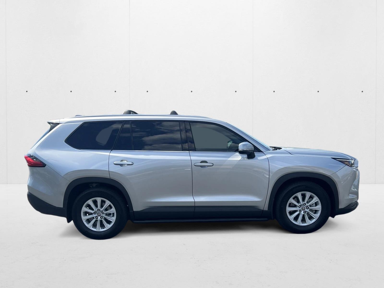 2024 Toyota Grand Highlander XLE photo 4