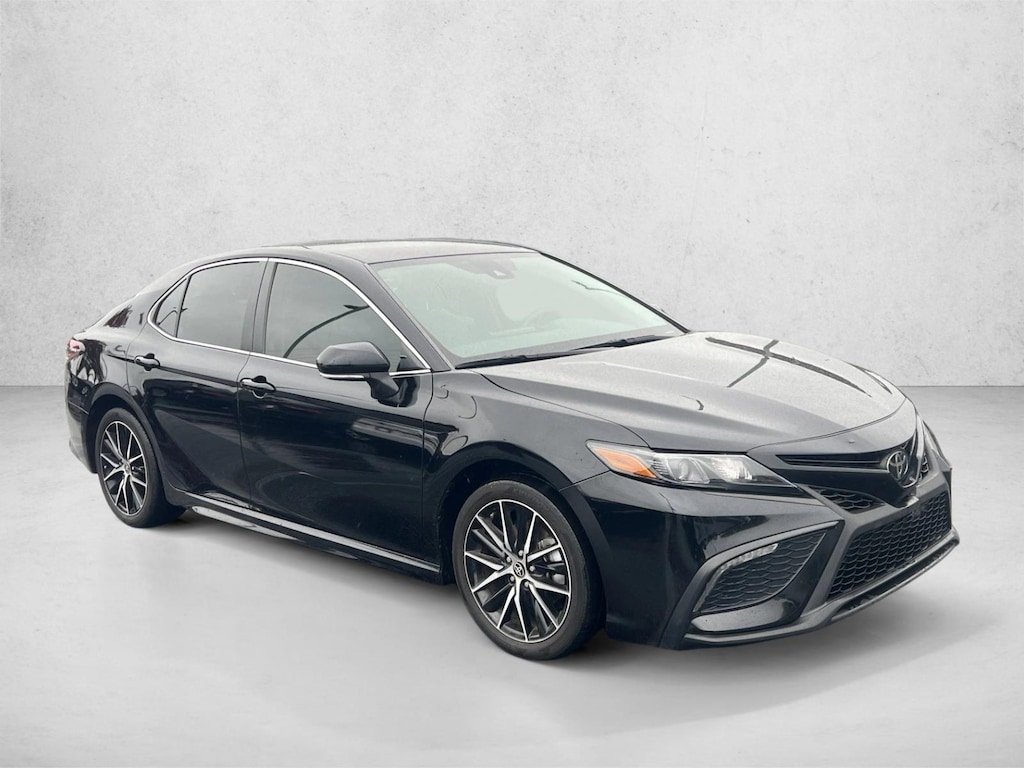 Used 2024 Toyota Camry SE Sedan