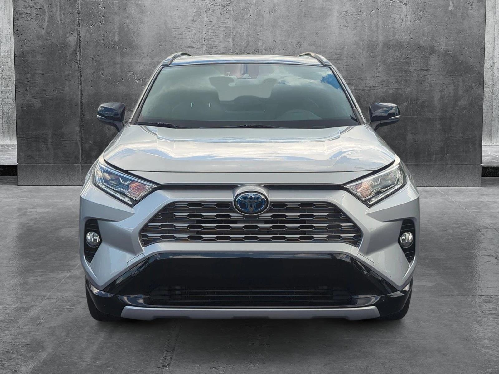 Used 2019 Toyota RAV4 XSE with VIN JTMEWRFVXKJ025299 for sale in Buford, GA