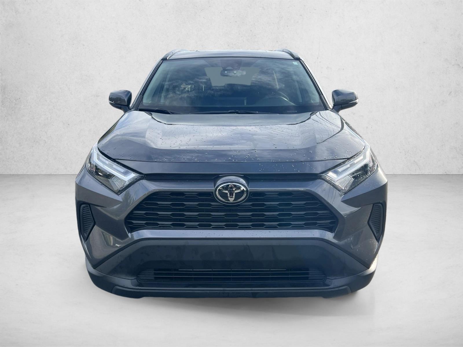 2024 Toyota RAV4 XLE photo 2