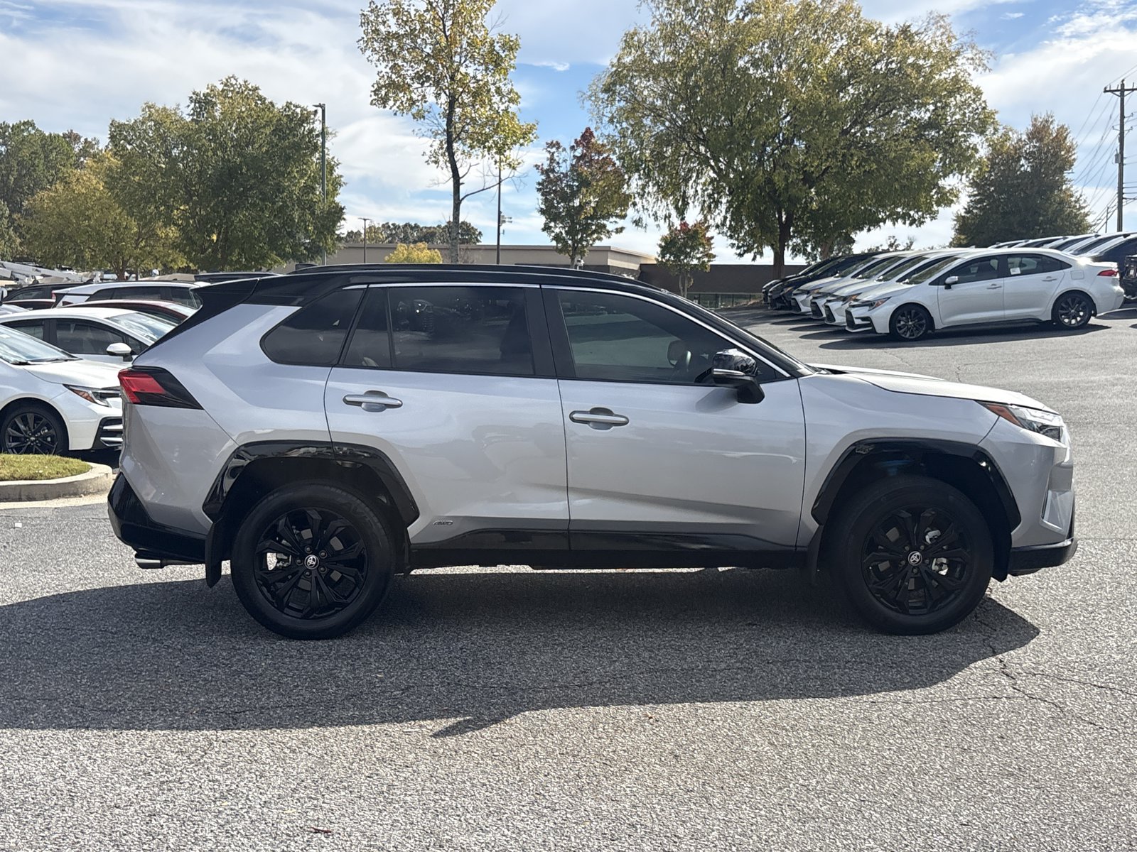 Used 2025 Toyota RAV4 Hybrid XSE SUV