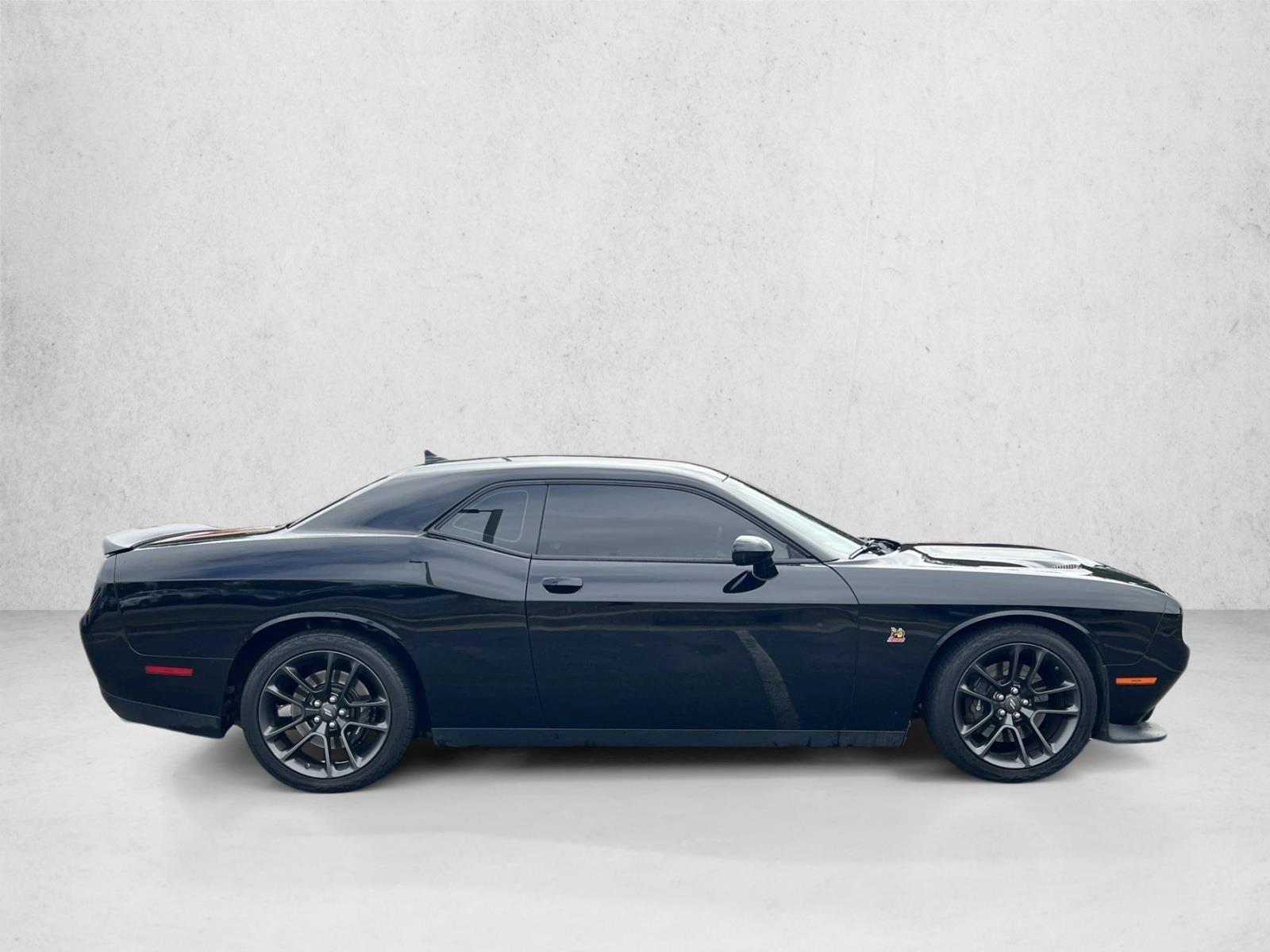 2021 Dodge Challenger R/T Scat Pack photo 4