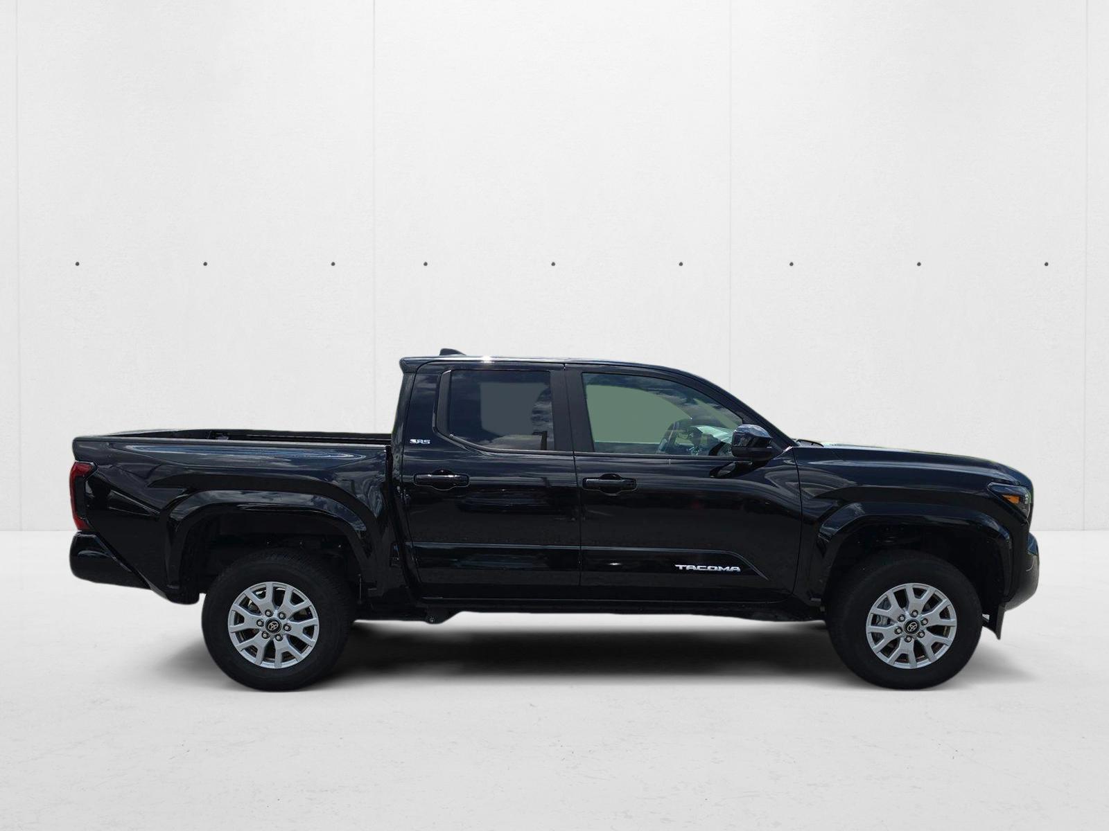 2024 Toyota Tacoma SR5 photo 4