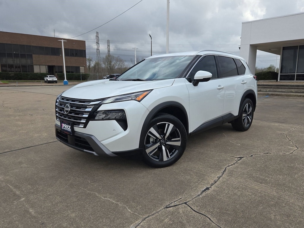 Used 2024 Nissan Rogue SL SUV