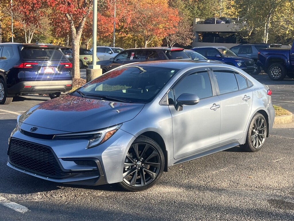 Used 2024 Toyota Corolla SE Sedan